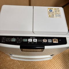 CORONA石油ファンヒーター　と灯油缶セットの画像