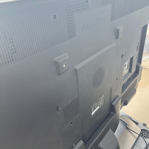 60型テレビ　SHARP AQUOS