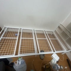 ベッドフレームの画像