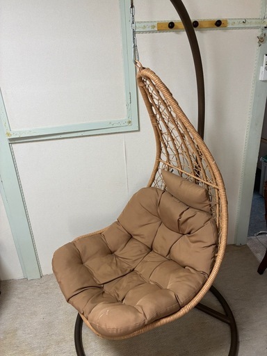 ハンギングチェア (flu-ffy) 豊平公園の椅子《ロッキングチェア》の