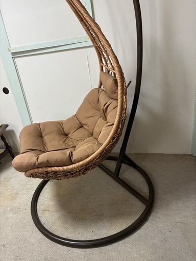 ハンギングチェア (flu-ffy) 豊平公園の椅子《ロッキングチェア》の