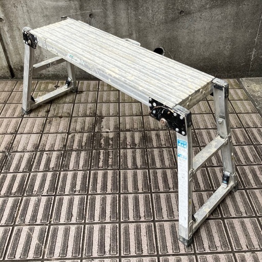 4脚調節式天板伸縮台　飛天馬 25-1509