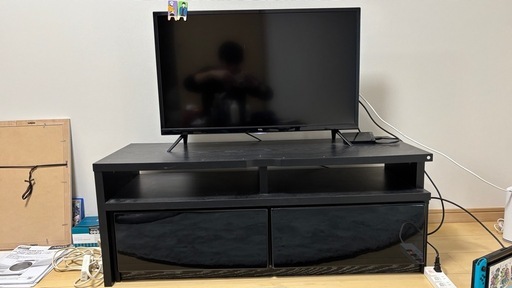 テレビ台、黒(テレビは付属しておりません)