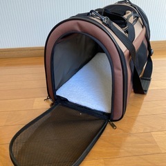 ペットキャリーの画像