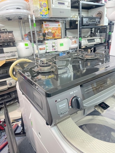 配送可能　保証付き 2021年製リンナイ Rinnai ガステーブル ブラック 左強火力 都市ガス用 KG34NBKL