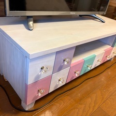 テレビ台の画像
