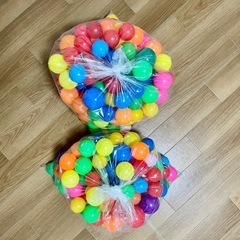 プラスチック製カラーボールの画像
