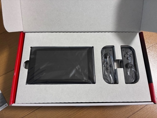 Nintendo Switch本体
