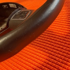 AUDI S5  純正ステアリング　中古　美品の画像