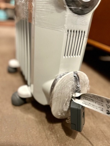 売約済み　デロンギ オイルヒーター RHJ11G0812 ～10畳 オイルヒーター 暖房器具  デロンギ オイルヒーター RHJ11G