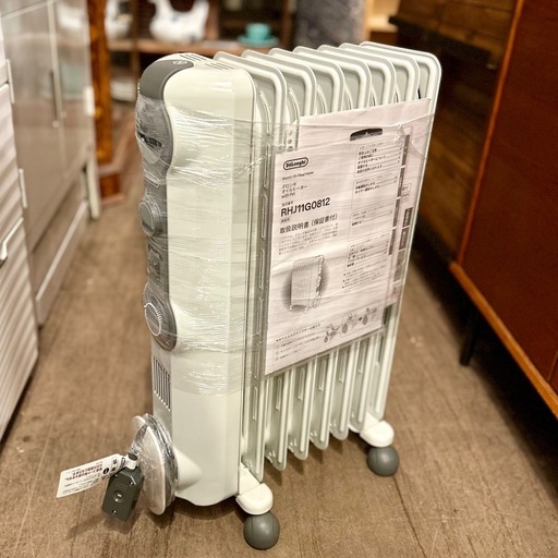 売約済み　デロンギ オイルヒーター RHJ11G0812 ～10畳 オイルヒーター 暖房器具  デロンギ オイルヒーター RHJ11G