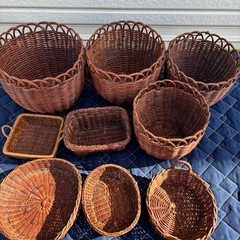 ラウンドバスケット９点セットの画像