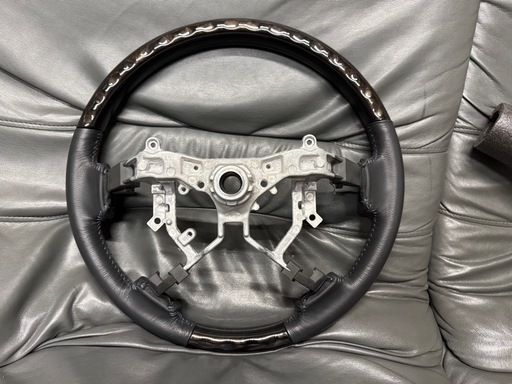 ハンドル　ハイエース　エアバック無し 200系 ハイエース ダークプライム 純正 ウッドコンビ ステアリング 約38.5cm 45102-60270 黒木目ウッド 4/5/6型 美品