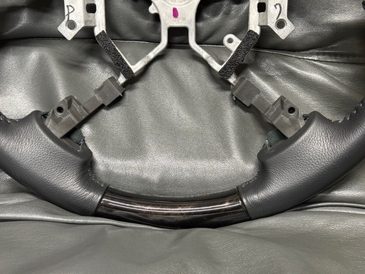 ハンドル　ハイエース　エアバック無し 200系 ハイエース ダークプライム 純正 ウッドコンビ ステアリング 約38.5cm 45102-60270 黒木目ウッド 4/5/6型 美品