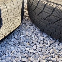 《取引商談中です！》スタッドレスタイヤ4本　ホイール付の画像