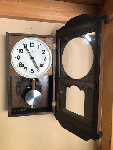 振り子時計 ① ジャンク 昭和レトロ ゼンマイ式 アンティーク