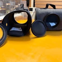 ペットキャリー リュック capsule 給水器付き 折りたたみ petique うさぎ チンチラ ハリネズミ 小動物 ショルダーバッグお出かけの画像