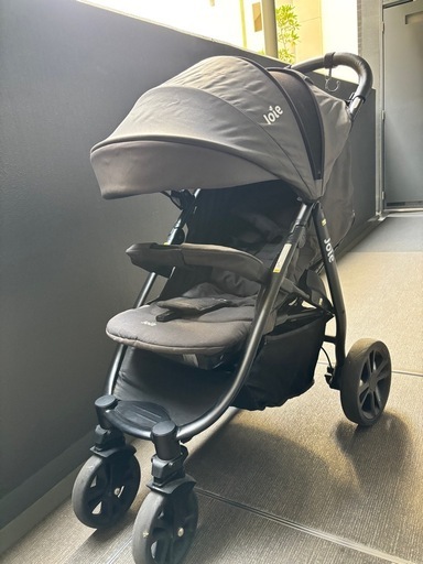 Joieベビーカーライトトラックス4 (mii) 名城公園のベビー用品