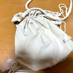 マクラメ巾着バック　ショルダーバッグの画像