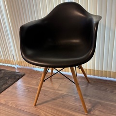 イームズチェア