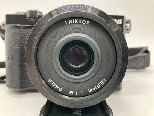 【トレファク足立扇店】ﾐﾗｰﾚｽ一眼ｶﾒﾗ Nikon 1 J5 ﾚﾝｽﾞｾｯﾄ 充電器付 ﾚﾝｽﾞ:18.5ｍｍ/10-30ｍｍ