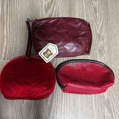 ポーチとティッシュケースおまとめの画像