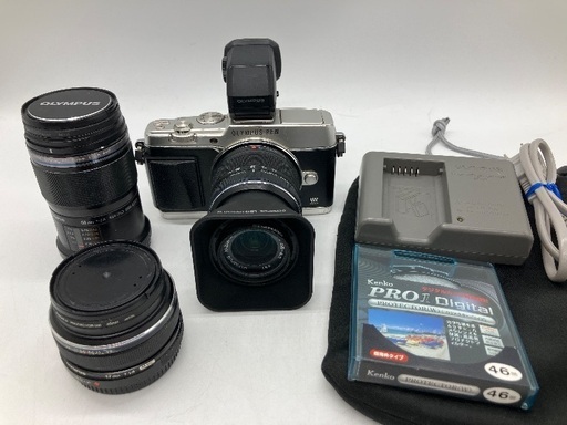 【トレファク足立扇店】ﾐﾗｰﾚｽ一眼ｶﾒﾗ OLYMPUS E-P5  3ﾚﾝｽﾞｾｯﾄ 充電器付 ﾚﾝｽﾞ:17mm/14-42mm/60mm