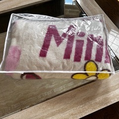 ミッキー＆ミニー毛布　ブランケット　シングルサイズ　200×140cm
の画像