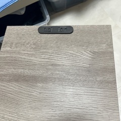 サイドチェストの画像