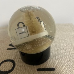 【1月中まで】シャネルCHANEL スノードームの画像