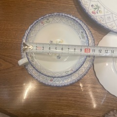 ノリタケ　お値下げしました！ティーカップ2個&プレートセットの画像