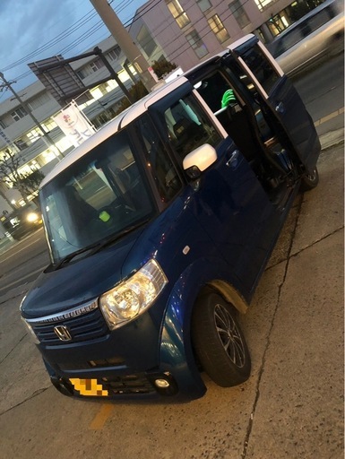 HONDA N-BOX +ツートンカラー車検2年付きです。値引きしました!
