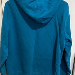 アンダーアーマーパーカーの画像