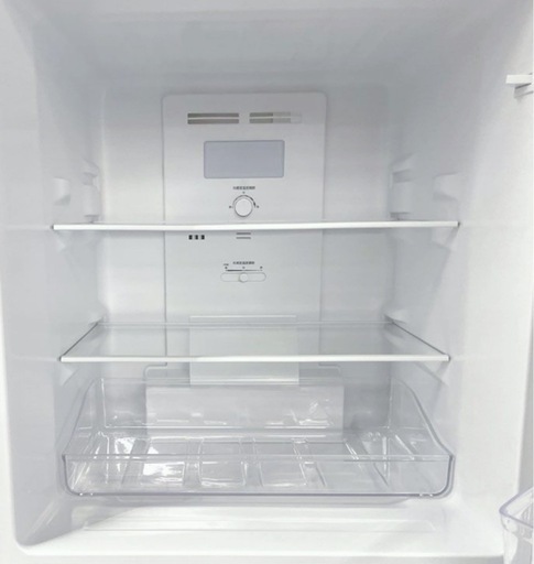 (送料無料) 2025年 極美品 121L 冷蔵庫 使用1年未満 ③