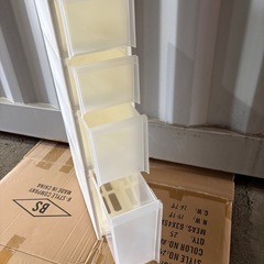 収納ケース4段の画像