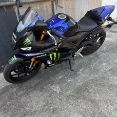 yzf-r25 限定モンスターエナジーモデル　値下げしました。の画像