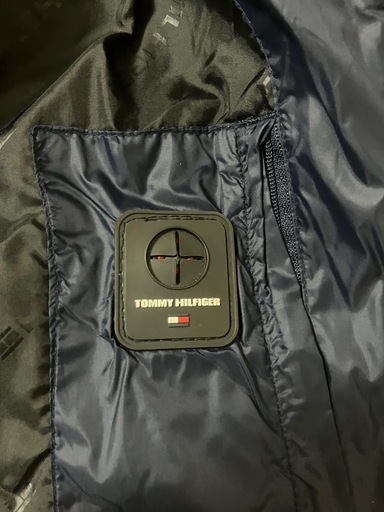 ダウンジャケット メンズ 中綿ジャケット TOMMY HILFIGER トミー 【受渡し予定者決定】TOMMY HILFIGER ダウンジャケット Lサイズ フード付き