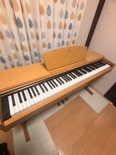 2/10まで　ARIUS  電子ピアノ?