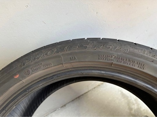TOYO PROXES 215/45R18 89W