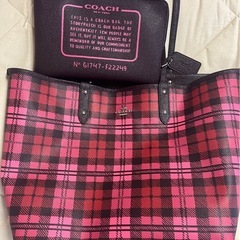 【新品未使用】COACH  コーチ　リバーシブルトートの画像