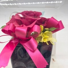 中古◆プリザーブドフラワー◆赤◆の画像