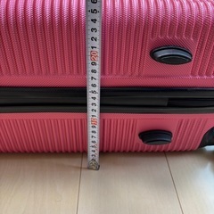 キャリーケース　Mサイズ　ピンクの画像