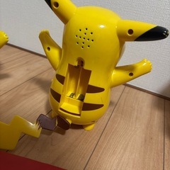 ピカチュウ2体の画像