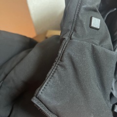 最新型　ユニクロ シームレスダウンパーカ　478279 の画像