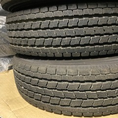 12インチ　スタッドレスタイヤの画像
