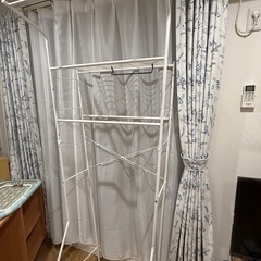 【引越しのため安くお譲りさせて頂きます】洗濯機ラック 、ランドリー収納の画像