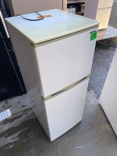 NO B789?福岡市内配送設置無料✨?アビテラックス ABITELAX ノンフロン冷蔵庫 (138L・右開） 2ドア ホワイトストラ