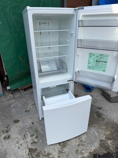 NO B795?福岡市内配送設置無料✨?冷蔵庫 セミマットホワイト GR-U15BS-W [幅47.9cm /153L /2ドア /右