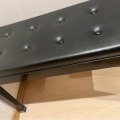 ピアノ椅子の画像