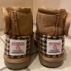 ベビー ムートンブーツ 14.0㎝ ミッフィーコラボ　ボリス刺繍　ハリスツィードの画像